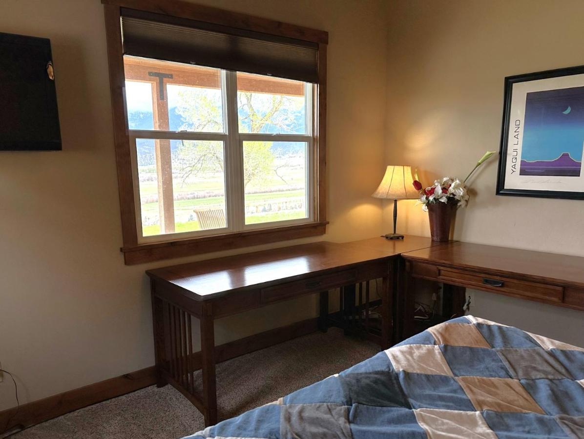 살리다 Private Retreat On Working Horse And Cattle Ranch 빌라 외부 사진